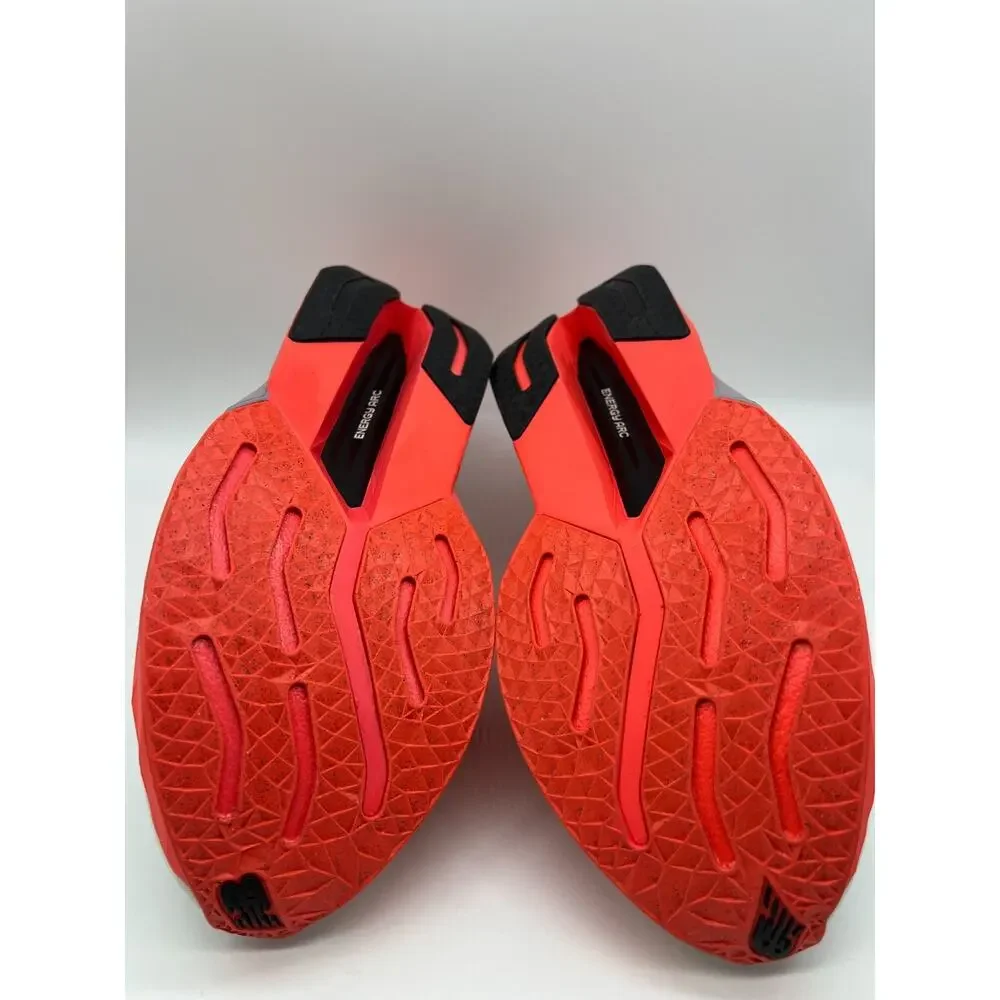 New Balance FuelCell SuperComp Trainer v3 Urgent Red Sea Salt Black Men 10.5..